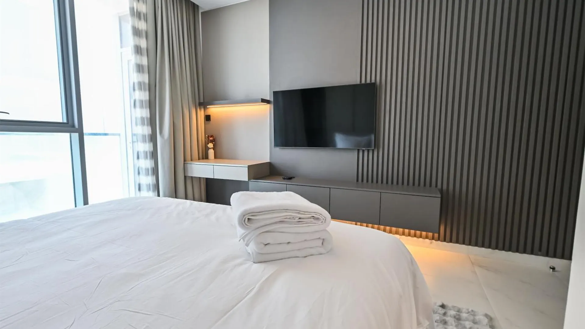 Unique 1 Bedroom In District One Meydan Dubai Apartment
